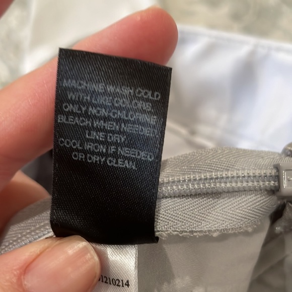 WHBM Capris Slacks - Picture 7 of 7